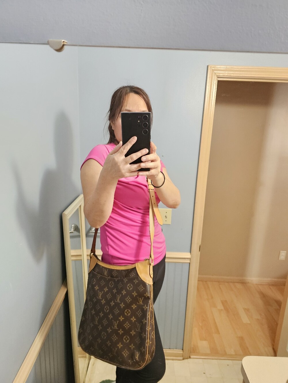 Auth Louis Vuitton Odeon Mm Monogram Canvas and Calf Leather Cross Body โฆ